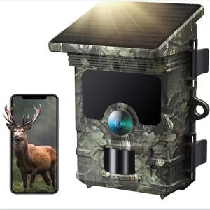 Camouflage Solar-Powered Trail Camera